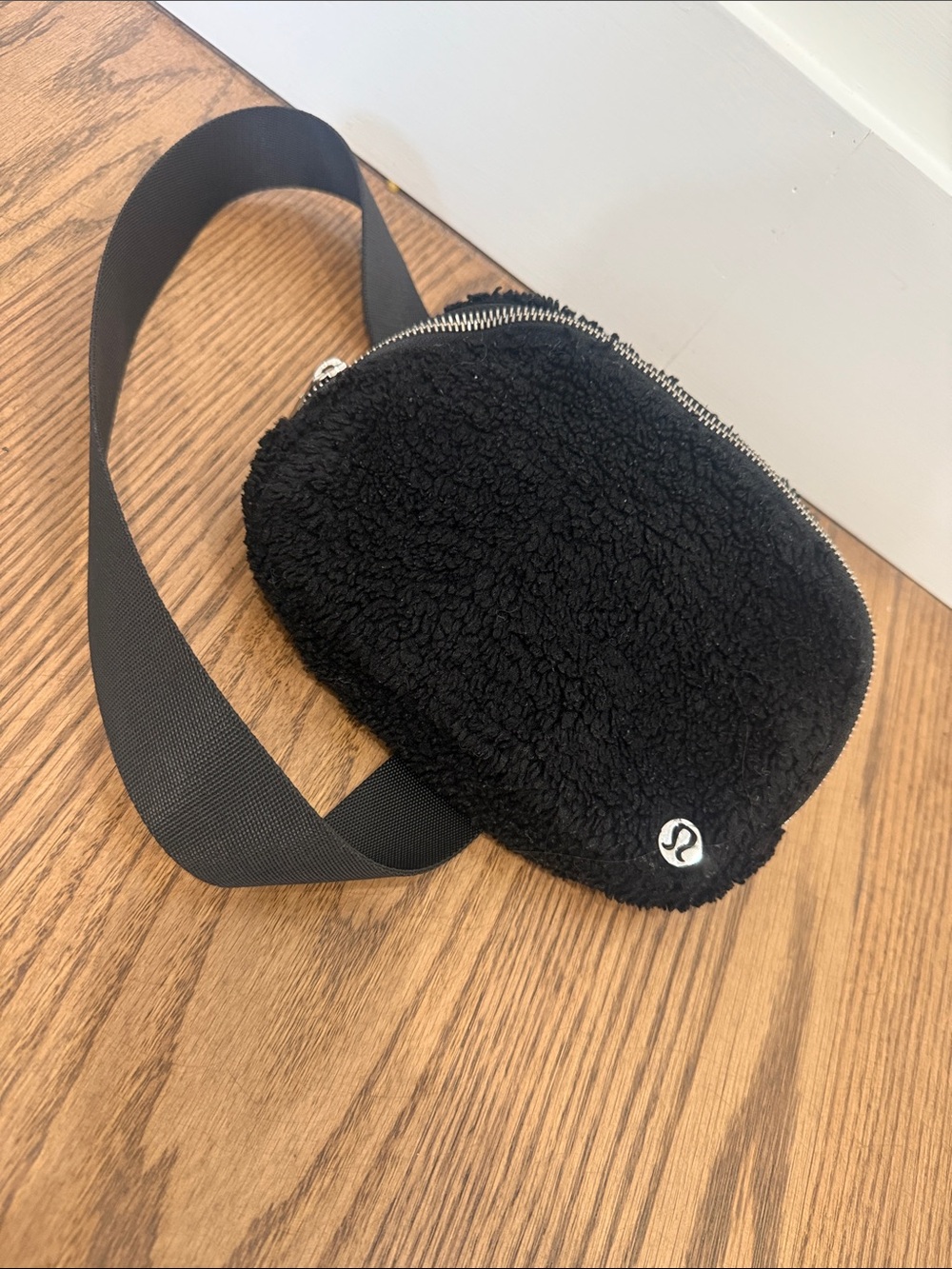 lululemon athletica Black Sherpa Crossbody Belt Bag